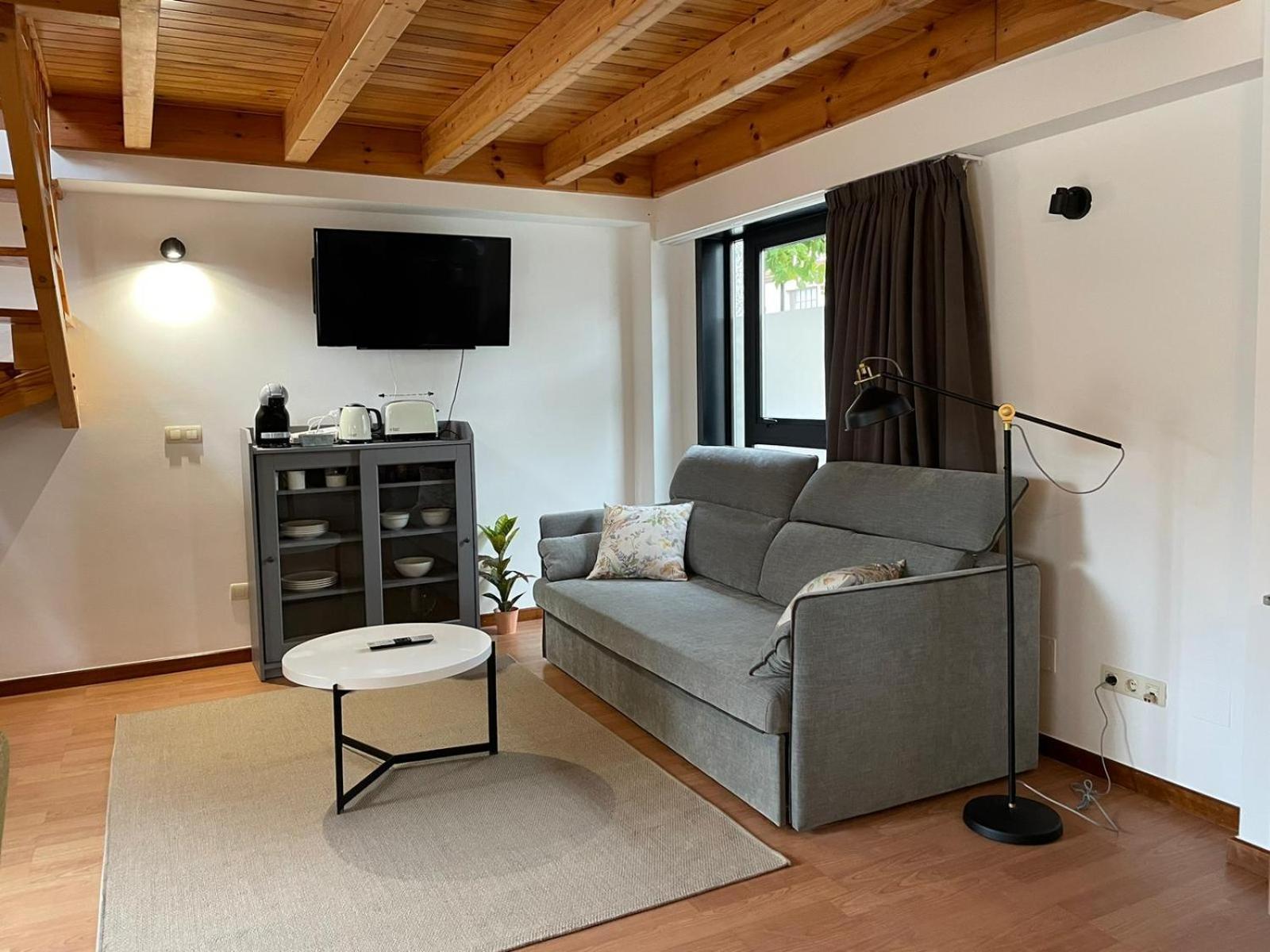 Apartamentos Ciudad Santiago 圣地亚哥－德孔波斯特拉 客房 照片