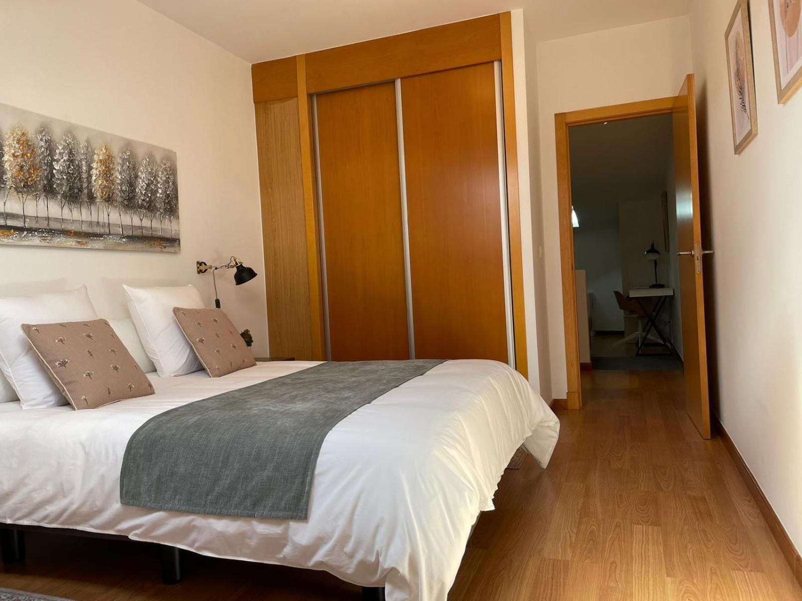 Apartamentos Ciudad Santiago 圣地亚哥－德孔波斯特拉 客房 照片