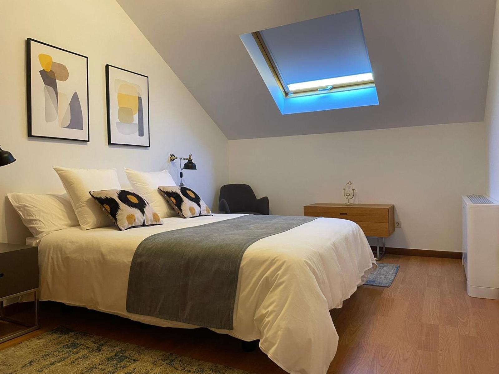 Apartamentos Ciudad Santiago 圣地亚哥－德孔波斯特拉 客房 照片