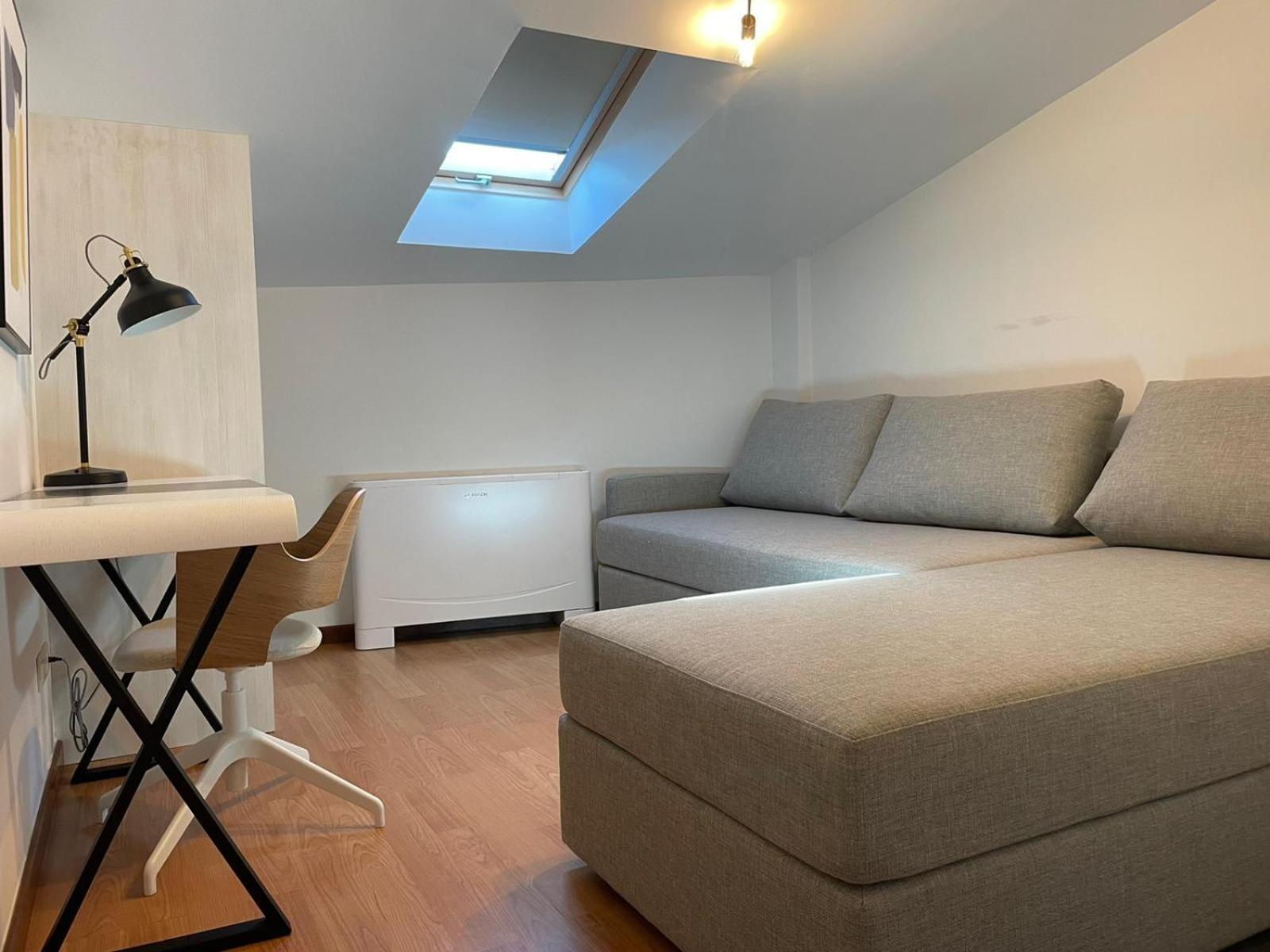 Apartamentos Ciudad Santiago 圣地亚哥－德孔波斯特拉 客房 照片
