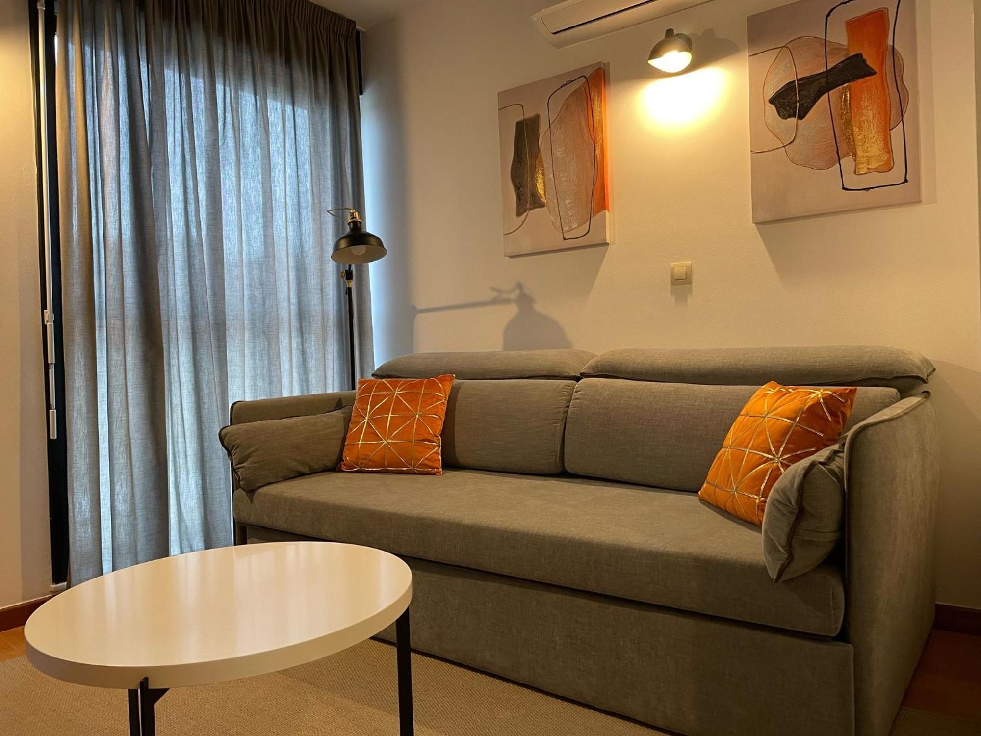 Apartamentos Ciudad Santiago 圣地亚哥－德孔波斯特拉 外观 照片